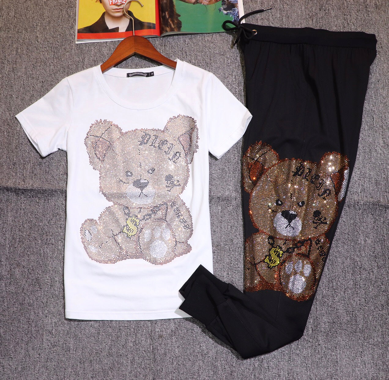 Round Neck Short-sleeved T-shirt Cartoon Bear Hot Drilling Casual Trousers Half-sleeved Men And Women